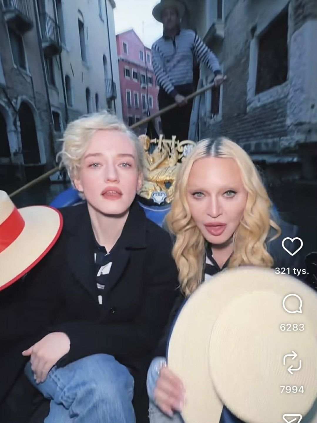 Madonna i Julia Garner