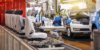 Mniej nowych aut wyjeżdża na drogi. Tak źle w fabrykach samochodów w Polsce nie było od lat