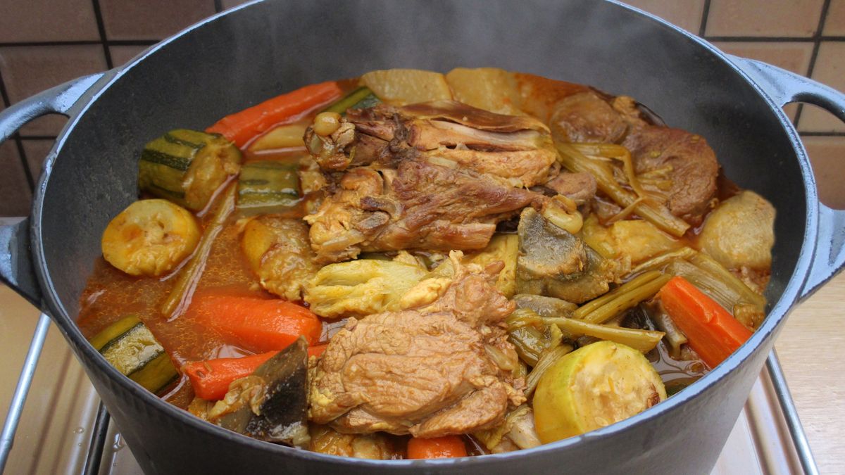 Broth with mixed vegetables for couscous with meat chicken beef lamb and vegetables during cooking
Broth with mixed vegetables for couscous with meat chicken beef lamb and vegetables during cooking
nobtis