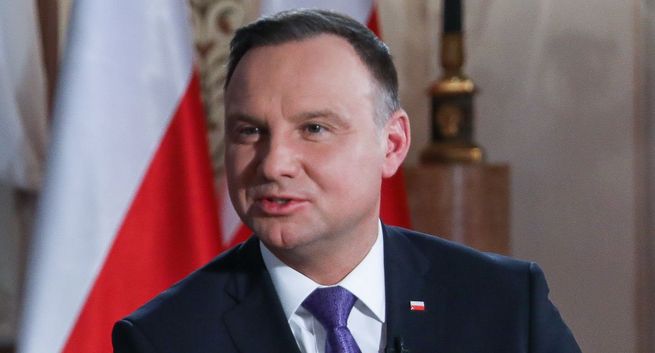 62 proc. Polaków chce, żeby Andrzej Duda odrzucił rekompensatę abonamentową, jej zwolenników więcej wśród widzów TVP Info