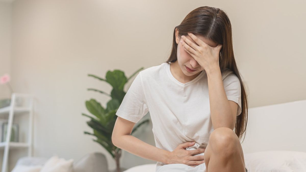 Zbyt obfite miesiączki mogą być spowodowane zespołem policystycznych jajników (PCOS) czy niedoczynnością tarczycy.