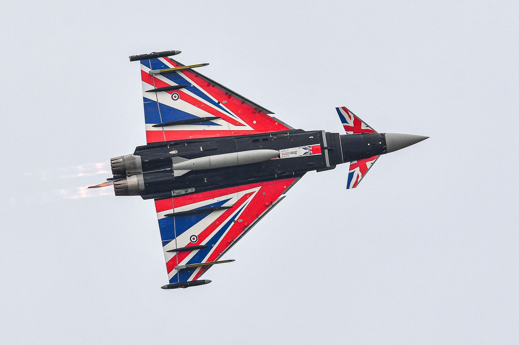 Brytyjski Eurofighter Typhoon podczas Radom Air Show.