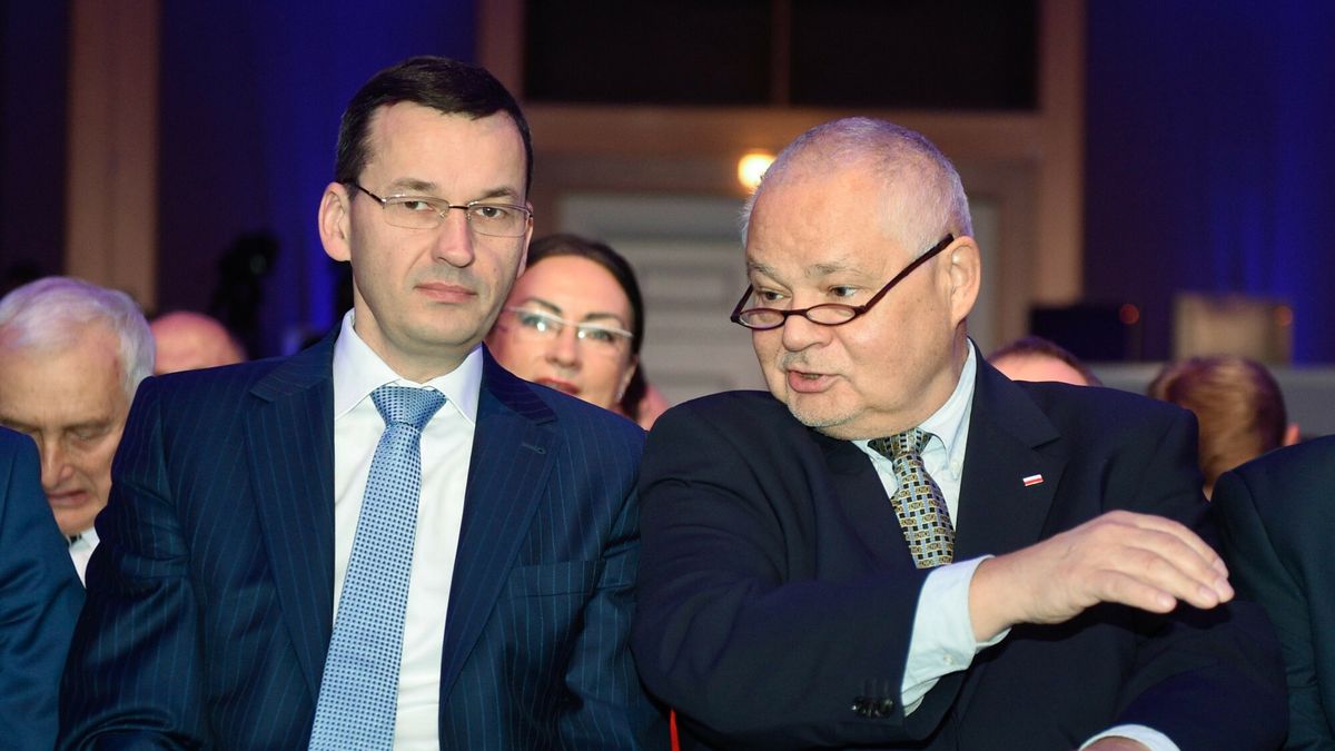 reporter9_baza14.10.2016 Warszawa 6. konferencja z cyklu NBP Conference on the Future of the European Economy N/z wicepremier, minister rozwoju i finansow Mateusz Morawiecki, prezes NBP prof. Adam Glapinski fot Jacek Dominski/REPORTERJacek Dominski/REPORTER