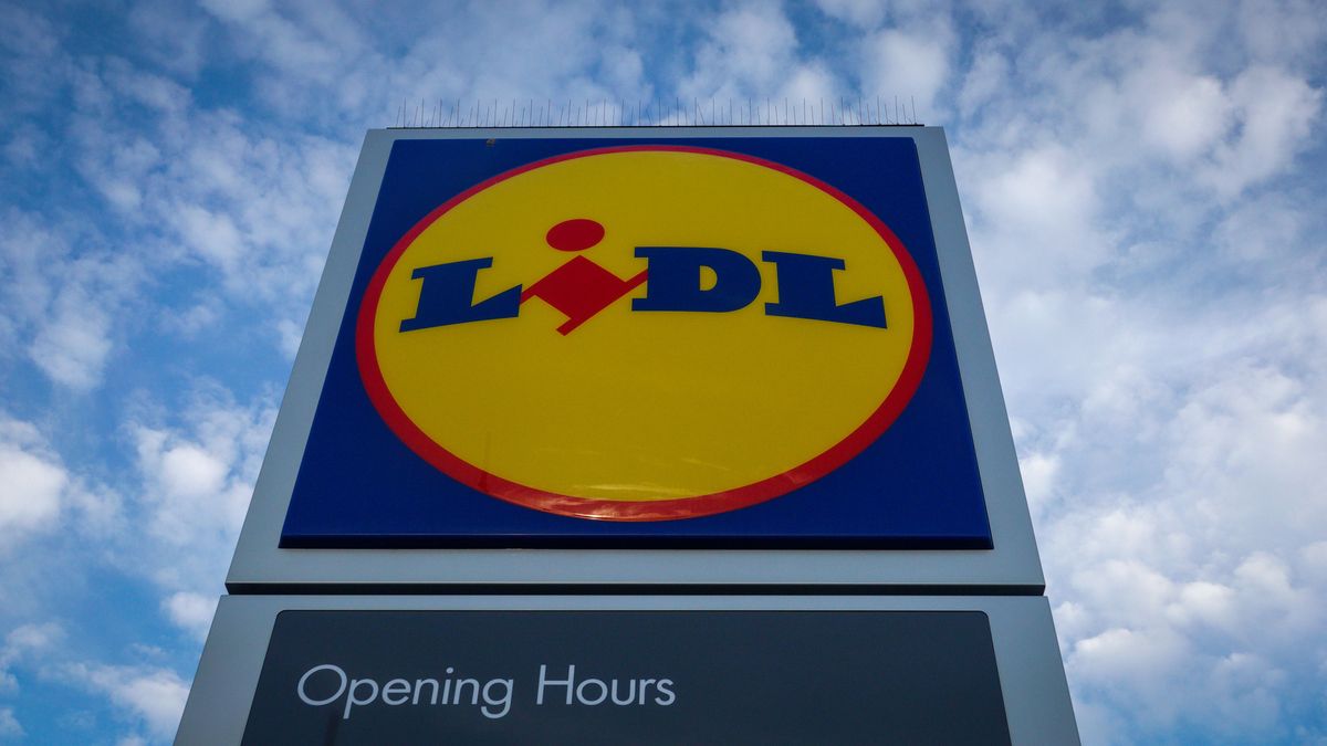 PENZANCE, UNITED KINGDOM - OCTOBER 24: The Lidl logo is displayed inside a branch of the supermarket retailer Lidl on October 24, 2022 in Cornwall, England. The UK is currently facing a cost of living crisis, as inflation hits a near-30-year high, the war in Ukraine puts pressure on food prices and rising energy bills squeeze household incomes still further. To add to the misery, many UK households face a further rises in home energy prices as energy price caps are raised.The British retailer, founded in 1869, is one of the largest market leaders of groceries in the UK. (Photo by Matt Cardy/Getty Images)