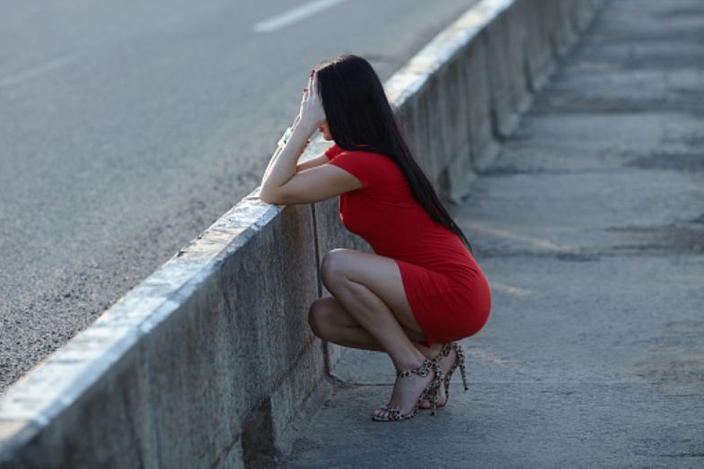 23-letnia prostytutka stanęła przed sądem. Odbyła stosunek z 13-latkiem