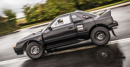 Toyota 222D – rajdówka, która nigdy nie stanęła na starcie