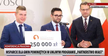 "Gminy wolne od LGBT" ukarane przez UE za dyskryminowanie mniejszości. Dostaną jednak pieniądze z Funduszu Sprawiedliwości