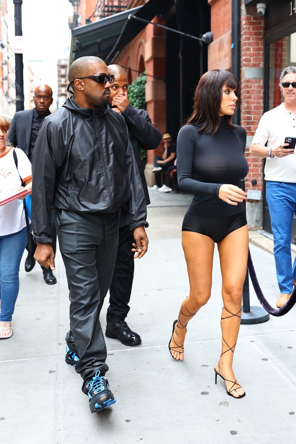 Bianca Censori i Kanye West snują się ulicami Nowego Jorku