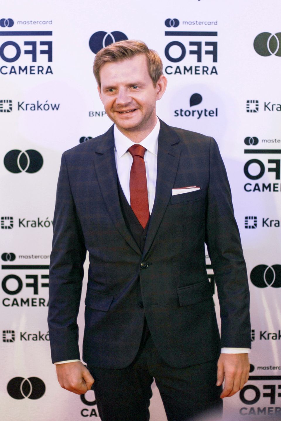TVP planuje nakręcić serial o Krzysztofie Krawczyku! Wiemy, kto może wcielić się w rolę artysty