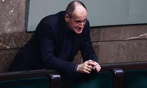 Żona Pawła Kukiza uczy w szkole. Polityk zabrał głos po atakach