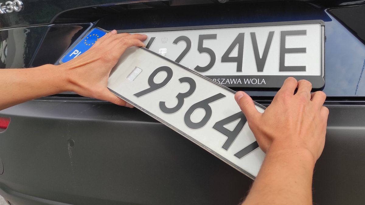 Wymiana tablic rejestracyjnych