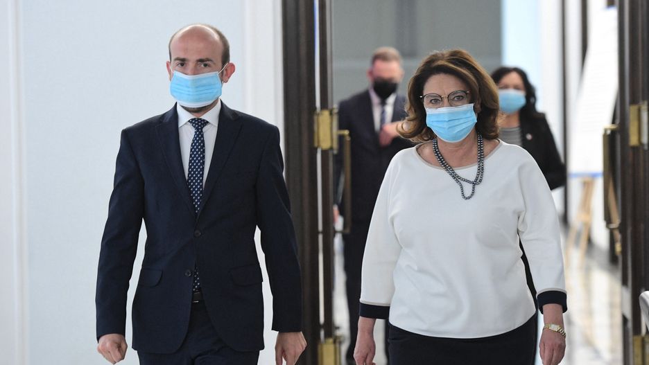 Koronawirus w Polsce. Co z wyborami 2020? Na zdjęciu Borys Budka i Małgorzata Kidawa-Błońska
