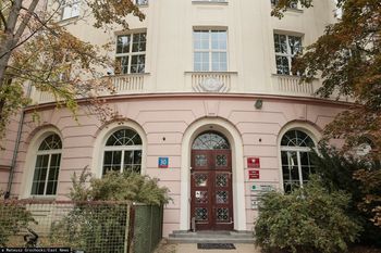 Policja w siedzibie KRS. Szefowa pokazuje nagrania