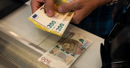 Co się dzieje z euro? Czwartkowe popołudnie przyniosło zmianę