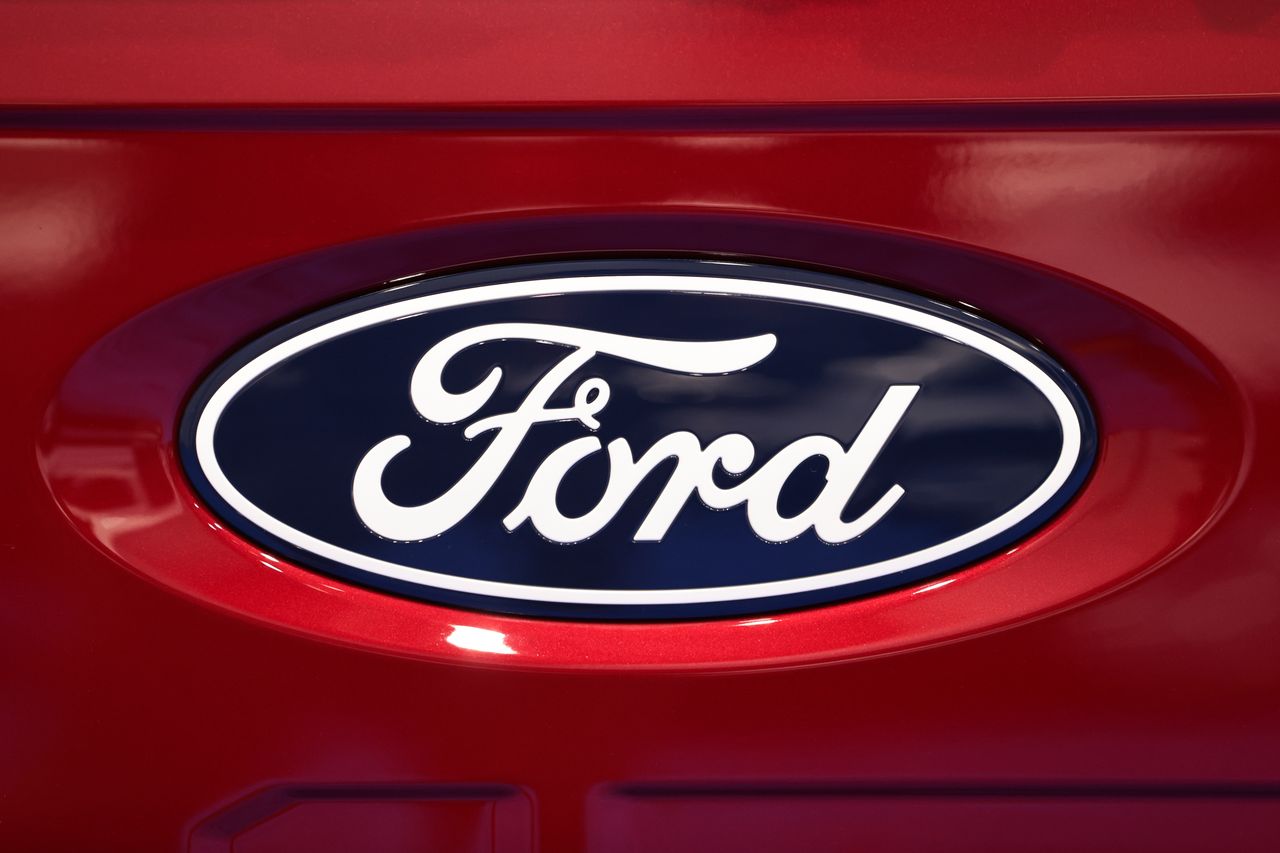 Ford wprowadzi AI do samochodów. Start w 2027 roku