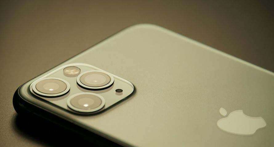 Apple przebiło prognozy. Rekordowa sprzedaż iPhone’ów