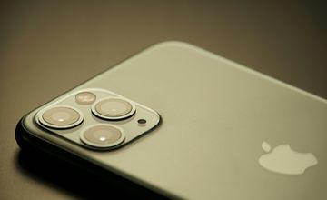 Apple przebiło prognozy. Rekordowa sprzedaż iPhone’ów