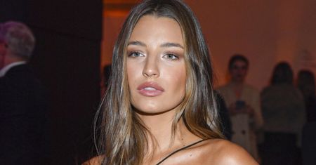 Wieniawa na tym samym wybiegu co Kendall Jenner. Olśniła kreacją