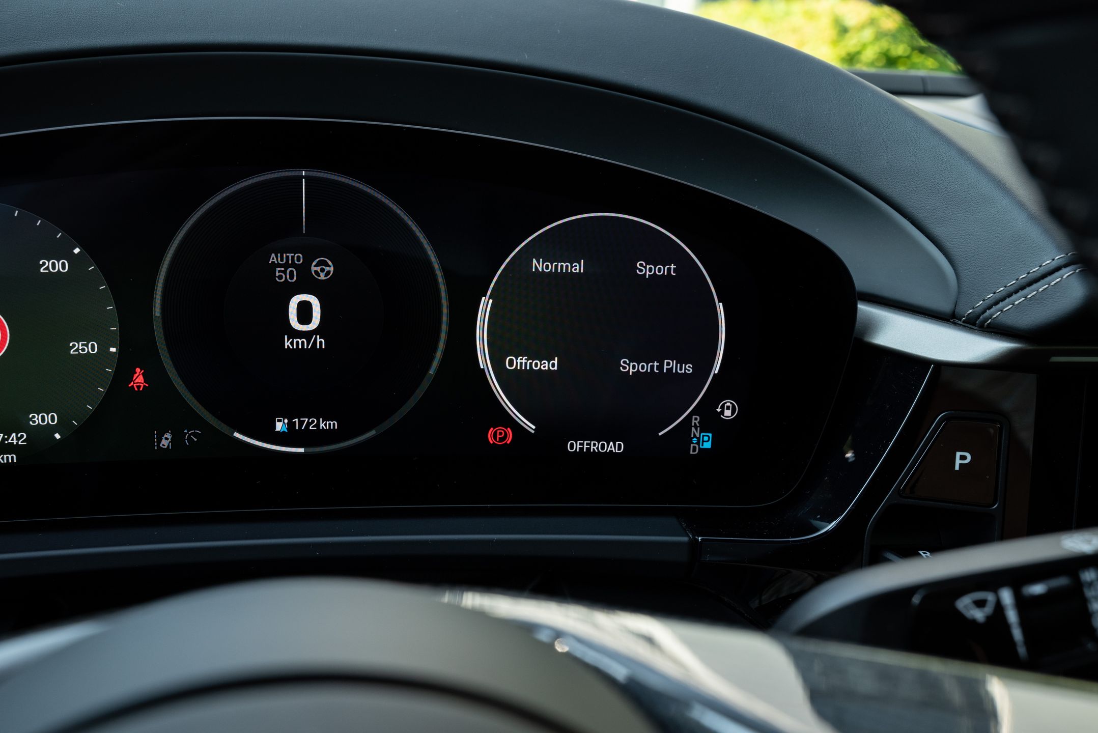 Porsche Macan Turbo EV