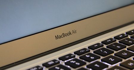 Niedrogi laptop Apple jeszcze w tym roku. Nie wszystkie zmiany mogą się spodobać