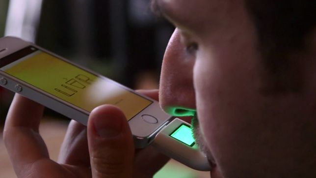 Serwis społecznościowy dla pijanych, Lumia 630 i zdjęcia zrobione Galaxy S5 1