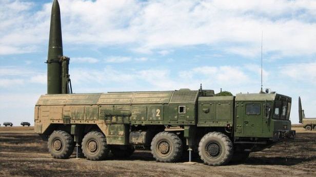 Nowy układ kierowania pocisków systemu Iskander 1