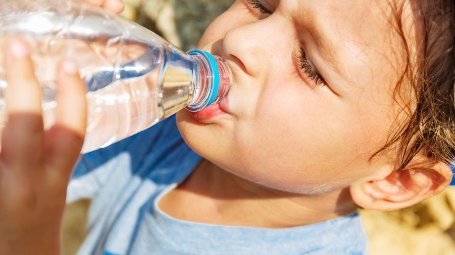 Odwodnienie u niemowląt i dzieci to bardzo niebezpieczny stan.