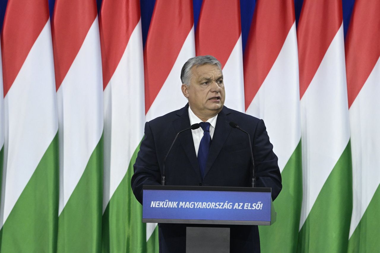 Orban tak szybko nie upadnie [OPINIA]