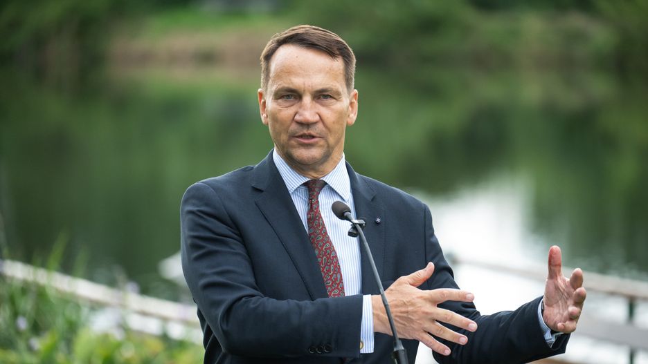 Rados�aw Sikorski
Chobielin-Dw�r (woj. kujawsko-pomorskie), 01.08.2025. Wicepremier, minister spraw zagranicznych Rados�aw Sikorski podczas konferencji prasowej po spotkaniu z ministrem spraw zagranicznych Ukrainy Andrijem Sybih� w Chobielinie-Dworze, 1 bm. (t�/amb) PAP/Tytus �mijewski
Tytus �mijewski
Chobielin, dw�r, dwustronna wsp�praca, dyplomacja, politycy, polityk, polityka, spotkanie, spotkanie ministr�w, wizyta