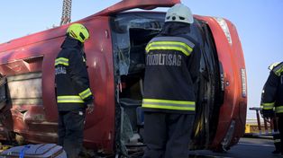 Sztab kryzysowy po katastrofie na Węgrzech.