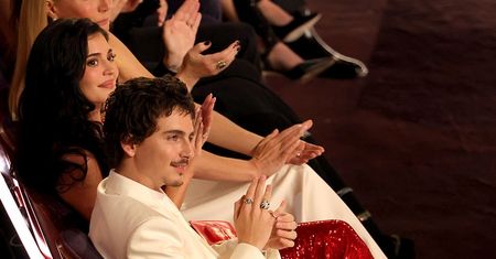 Tak Kylie Jenner pokazała się na Oscarach. Opięta sukienka to nie nowość