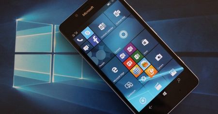 Microsoft sprzedał ostatnie smartfony z Windows 10 Mobile