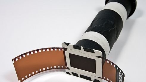 Tani skan kliszy z użyciem rolek od papieru toaletowego 1