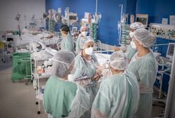 Koronawirus w Polsce. Nikt już nie pudruje. O dramacie prosto ze szpitali