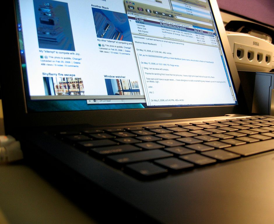Jaki laptop do 3000 kupić? (fot. na lic. CC; Flickr.com/by archie4oz)