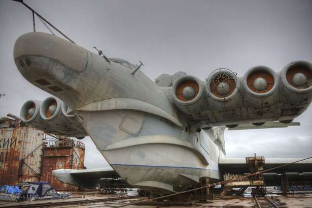 Radziecki ekranoplan Łuń. Zabójca lotniskowców rdzewieje w kaspijskim porcie