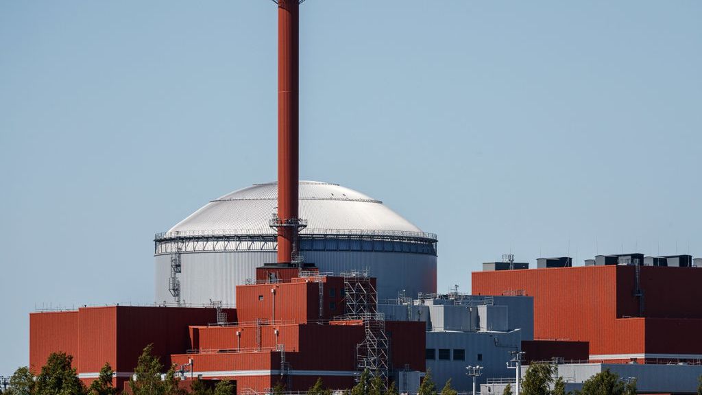Inside Teollisuuden Voima Oy's Olkiluoto-1 Nuclear Power Station During It's Annual Turnaround Day
The Olkiluoto-3 nuclear power reactor, operated by Teollisuuden Voima Oyj, stands in Olkiluoto, Finland, on Tuesday, May 29, 2018. Finland is seeking to reduce reliance on its neighbors for power and the vulnerability of being too dependent on other nations. Photographer: Roni Rekomaa/Bloomberg via Getty Images
Bloomberg
Europe, EU, E.U., EMEA, Business Finance and Industry, Finland