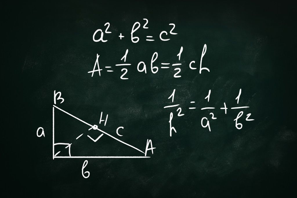 Obwód trójkąta - jak go policzyć? Wzór