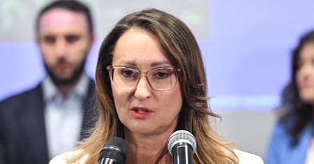 "Bez żalu i złych emocji". Kaznowska rezygnuje