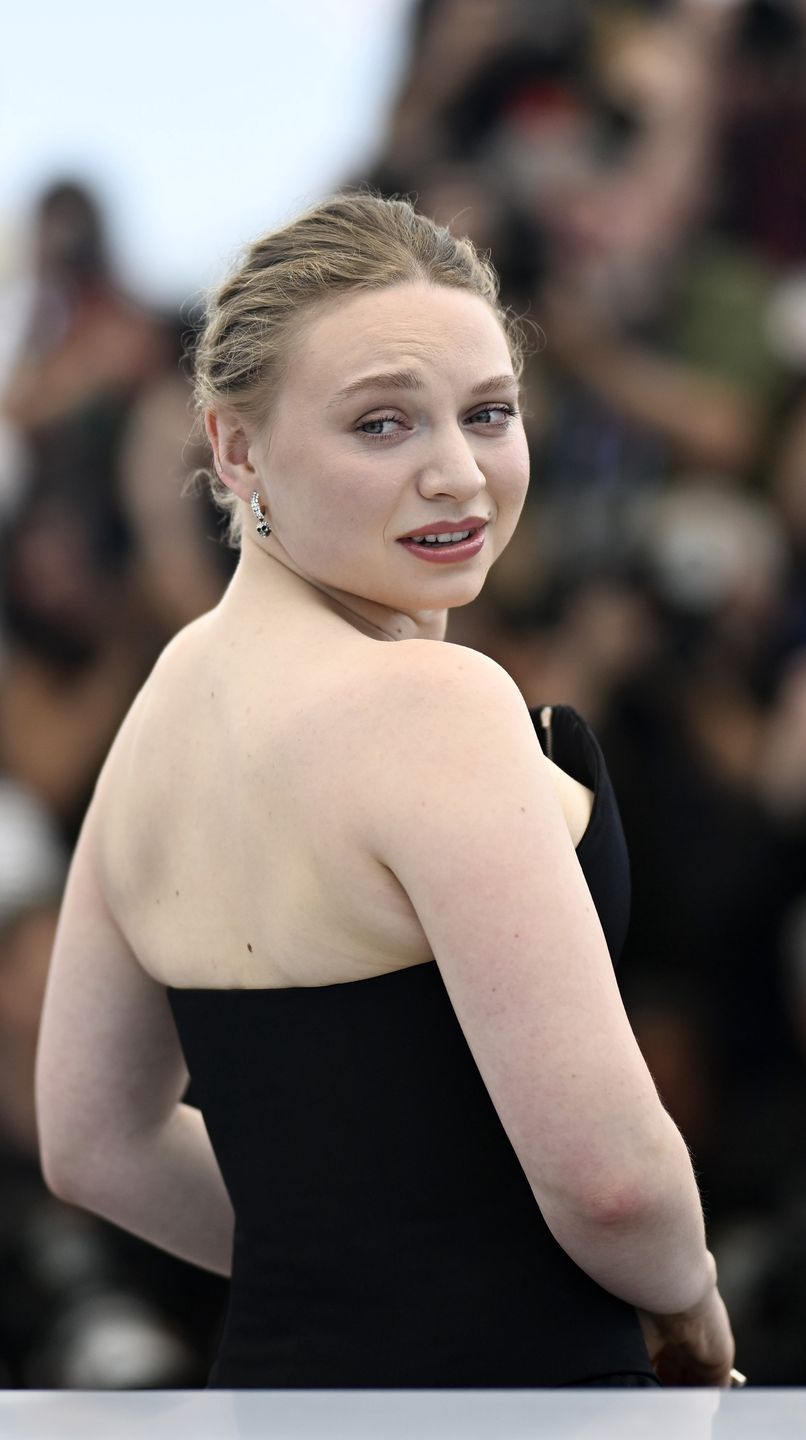 Mia Threapleton