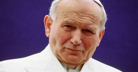 Te słowa zabolą wielu. "National Catholic Reporter" pisze o Janie Pawle II