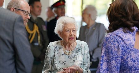 Królowa Elżbieta II odwołuje ważne wydarzenie. Obserwatorzy są pewni: to znak