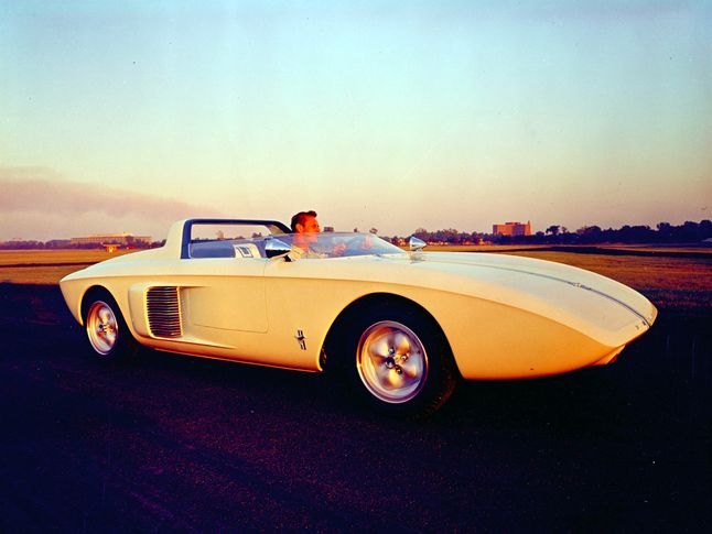1962 Ford Mustang Roadster Concept Car (fot. seriouswheels.com)