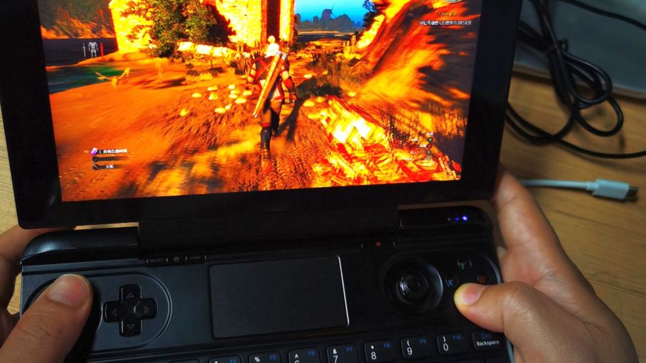 Znamy specyfikację GPD Win Max. Nowa przenośna konsola na Windowsie w formie minilaptopa 1