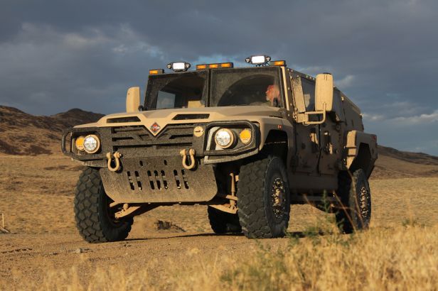 Potencjalny następca Humvee... tak, tak, kolejny