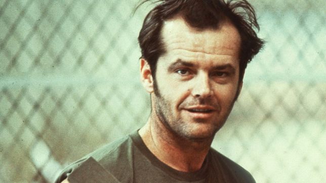 Jack Nicholson w filmie "Lot nad kukułczym gniazdem" 