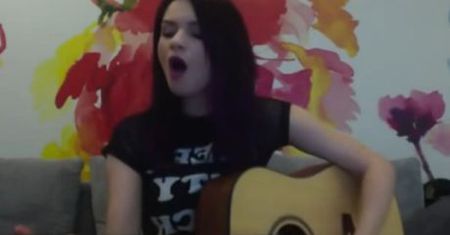 Ewelina Lisowska coveruje Rihannę i Shakirę!