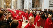 Pracują przy konklawe. Grozi im surowa kara. To efekt decyzji papieża