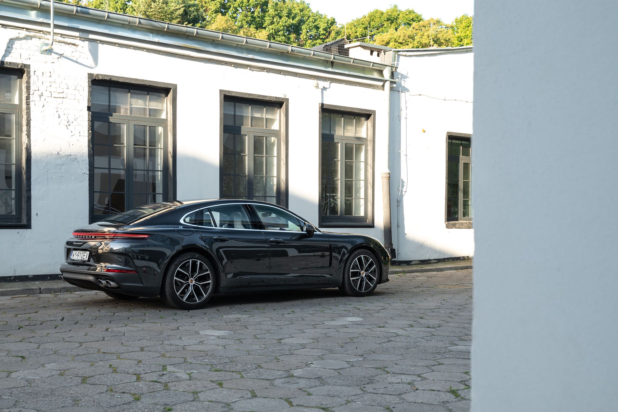 Porsche Panamera 4