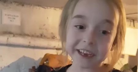 Wzruszyła miliony ludzi na całym świecie. Co się stało ze śpiewającą dziewczynką z kijowskiego bunkra?